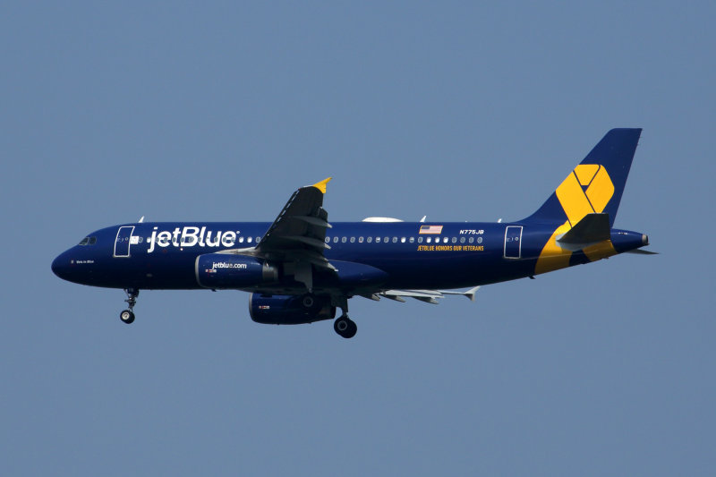 JETBLUE AIRBUS A320 JFK RF 5K5A4898.jpg