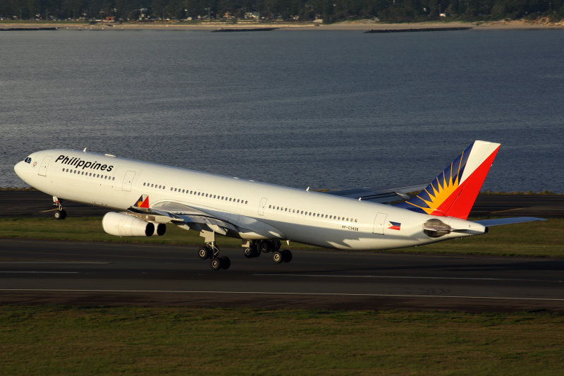 PHILIPPINES AIRBUS A340 300 SYD RF 5K5A9811.jpg