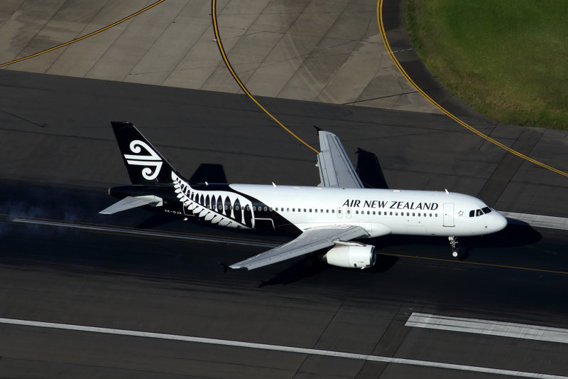 AIR NEW ZEALAND AIRBUS A320 SYD RF 5K5A0310.jpg