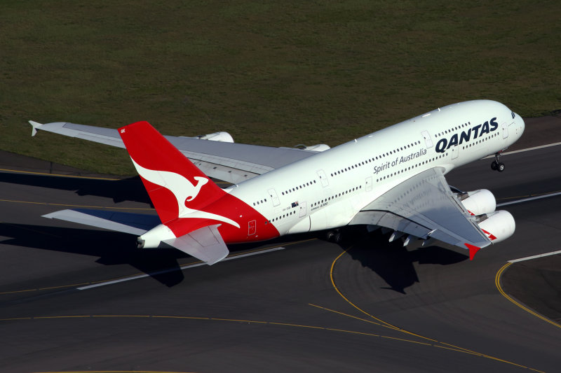 QANTAS AIRBUS A380 SYD RF 5K5A0355.jpg