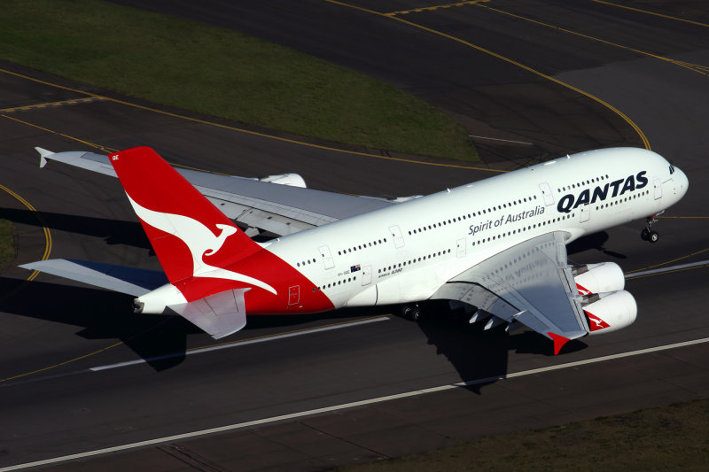 QANTAS AIRBUS A380 SYD RF 5K5A0353.jpg