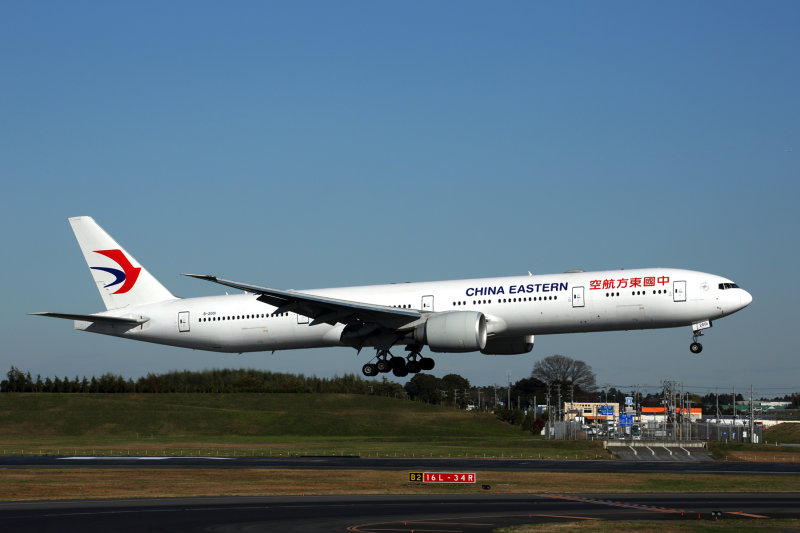 CHINA EASTERN BOEING 777 300ER NRT RF 5K5A1311.jpg