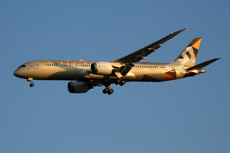 ETIHAD BOEING 787 9 BNE RF 5K5A0585.jpg