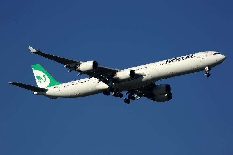 MAHAN AIR AIRBUS A340 600 BKK RF 5K5A1955.jpg