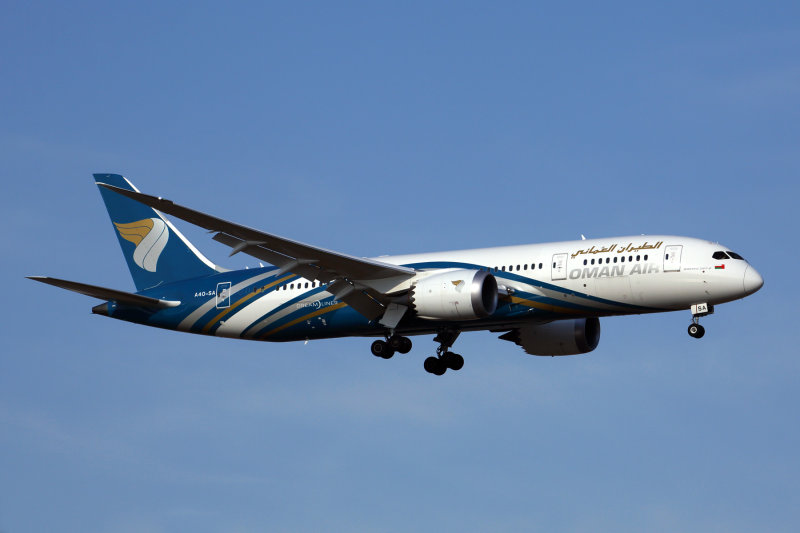 OMAN AIR BOEING 787 8 BKK RF 5K5A6606.jpg