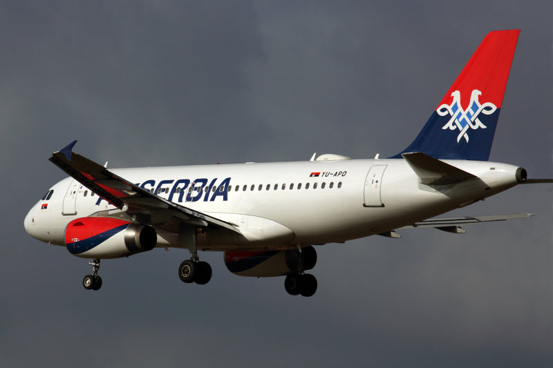 AIR SERBIA AIRBUS A319 FCO RF 5K5A8262.jpg