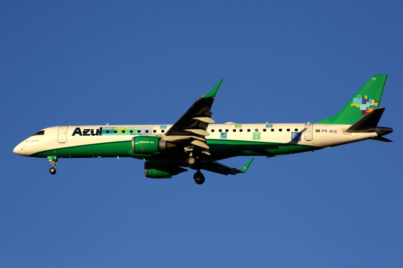 AZUL EMBRAER 195 VCP RF 5K5A9367.jpg