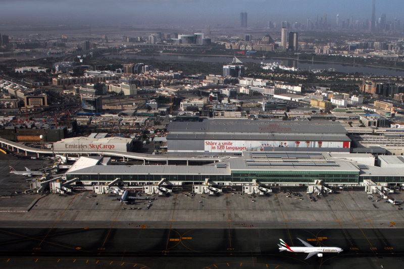 DUBAI AIRPORT RF IMG_0614.jpg