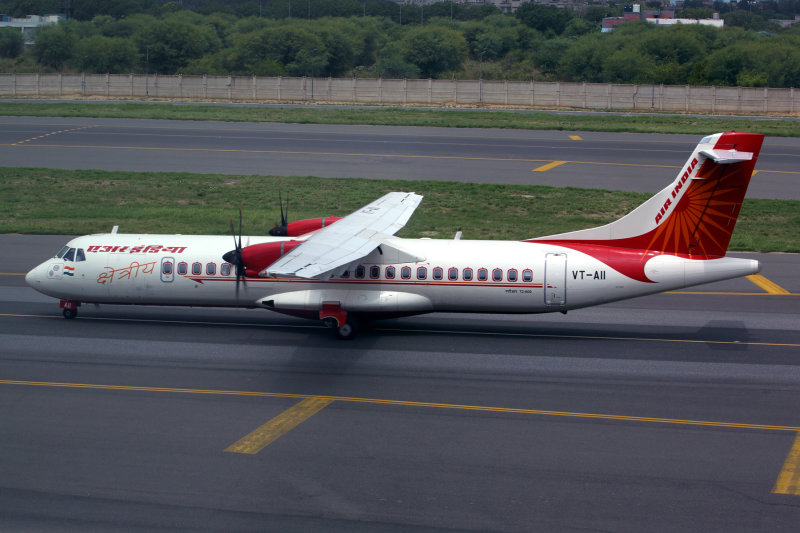 AIR INDIA REGIONAL ATR72 DEL RF 5K5A9952.jpg