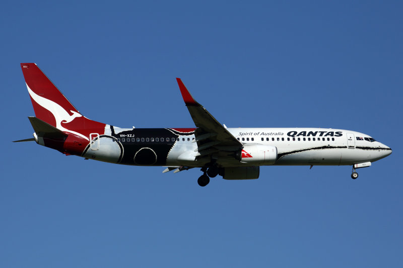 QANTAS BOEING 737 800 MEL RF 5K5A1876.jpg