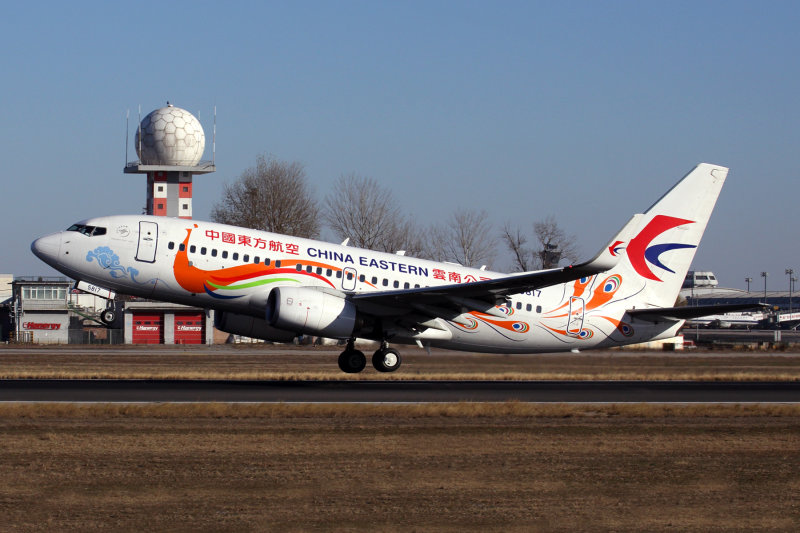 CHINA EASTERN BOEING 737 700 BJS RF 5K5A3424.jpg