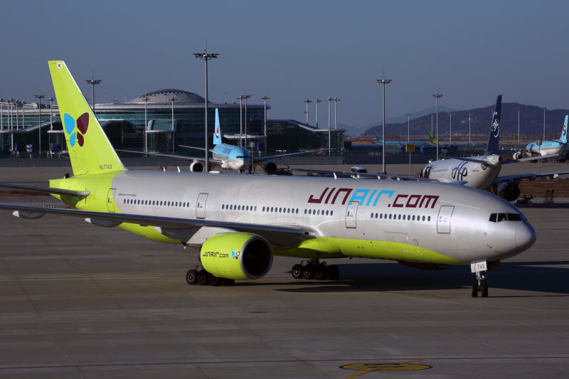 JIN AIR BOEING 777 200 ICN RF 5K5A4078.jpg