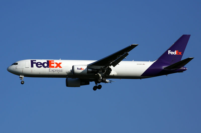 FEDEX BOEING 767 300F BKK RF 5K5A4505.jpg