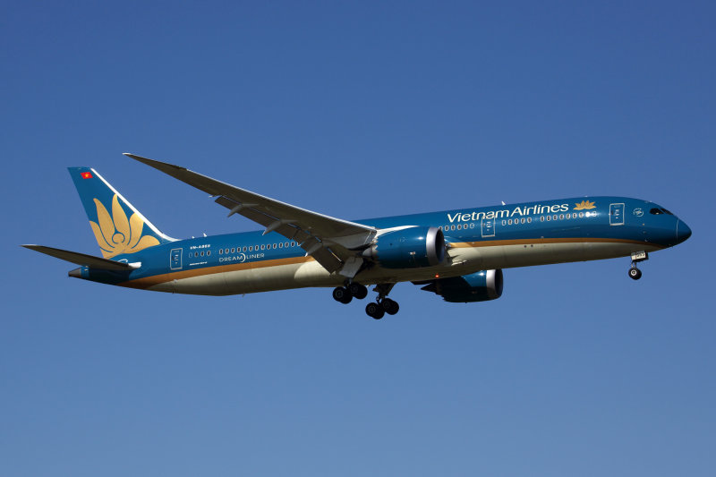 VIETNAM AIRLINES BOEING 787 9 MEL RF 5K5A4815.jpg