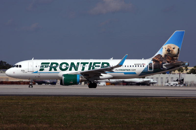 FRONTIER AIRBUS A320 MIA RF 5K5A6724.jpg