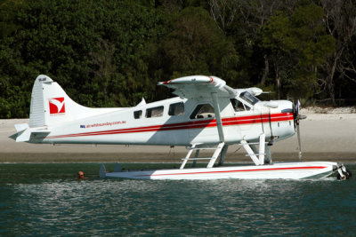 AIR WHITSUNDAY DHC2 BEAVER HTI RF IMG_9600.jpg