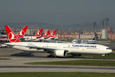 TURKISH AIRLINES BOEING 777 300ER IST RF 5K5A0515.jpg