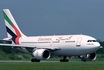 EMIRATES AIRBUS A310 300 LGW RF 144 12.jpg