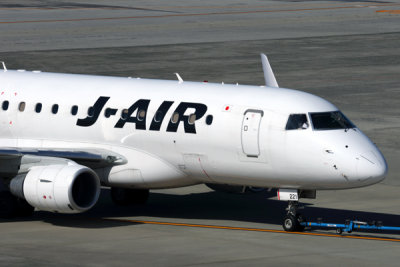 J AIR EMBRAER 170 ITM RF 5K5A5629.jpg