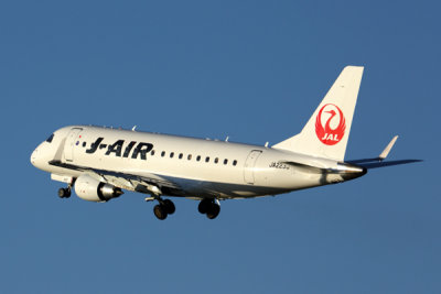 J AIR EMBRAER 170 ITM RF 5K5A5937.jpg