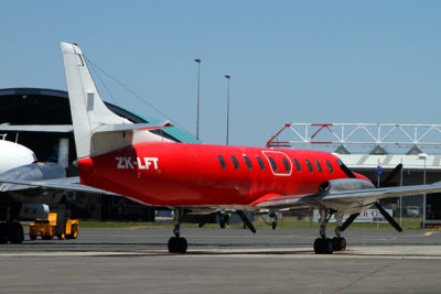 LIFE FLIGHT METROLINER AKL RF IMG_0389.jpg