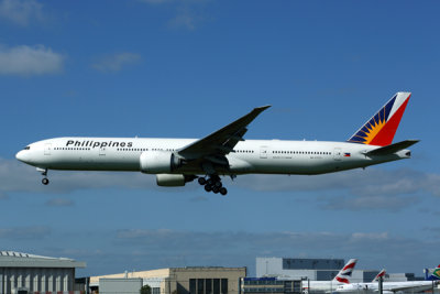 PHILIPPINES BOEING 777 300ER LHR RF 5K5A0787.jpg