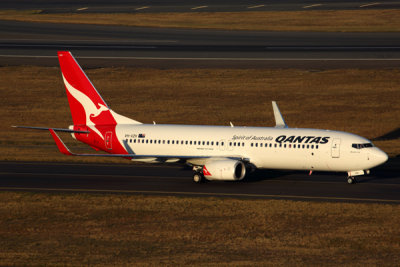 QANTAS BOEING 737 800 SYD RF 5K5A1079.jpg