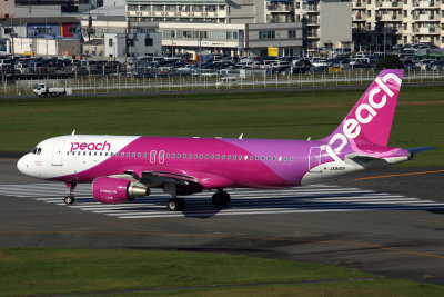 PEACH AIRBUS A320 FUK RF 5K5A0882.jpg