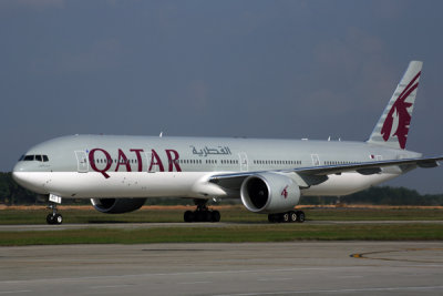 QATAR BOEING 777 300ER HAN RF 5K5A6266.jpg