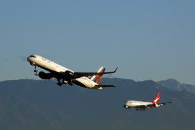 DELTA QANTAS AIRCRAFT LAX RF 5K5A6922.jpg