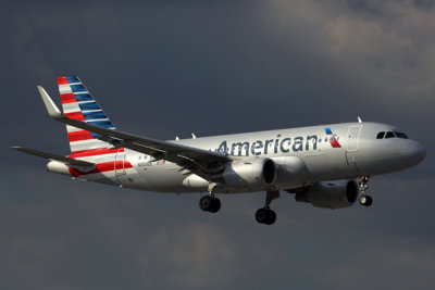 AMERICAN AIRBUS A319 MIA RF 5K5A8587.jpg