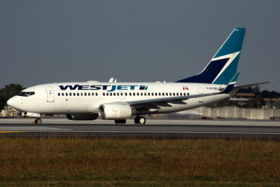 WESTJET BOEING 737 700 MIA RF 5K5A8877.jpg