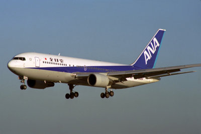 ANA BOEING 767 200 NGO RF 1587 19.jpg