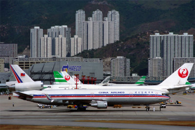 CHINA AIRLINES MD11 HKG RF 593 17.jpg