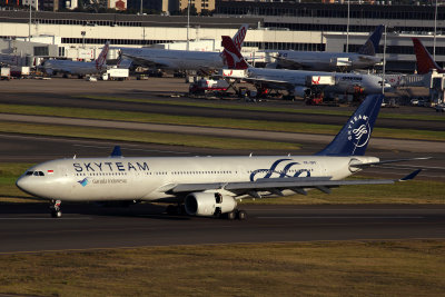 GARUDA INDONESIA AIRBUS A330 300 SYD RF 5K5A0905.jpg