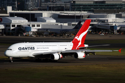 QANTAS AIRBUS A380 SYD RF 5K5A0954.jpg