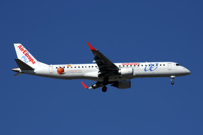 AIR EUROPA EMBRAER 190 MAD RF 5K5A2873.jpg