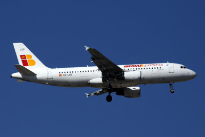 IBERIA EXPRESS AIRBUS A320 MAD RF 5K5A2910.jpg