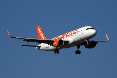 EASYJET AIRBUS A320 LIS RF 5K5A5119.jpg