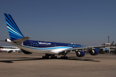 AZERBAIJAN AIRBUS A340 500 AYT RF IMG_9765.jpg