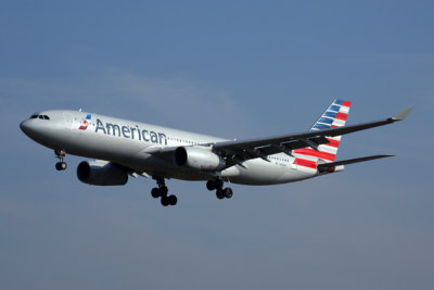 AMERCIAN AIRBUS A330 200 BCN RF 5K5A8502.jpg