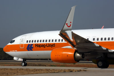 HAPAG LLOYD BOEING 737 800 AYT RF 5K5A5810.jpg