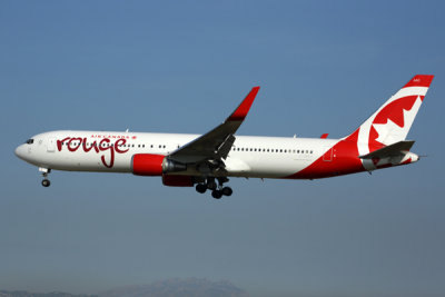 AIR CANADA ROUGE BOEING 767 300 BCN RF 5K5A8492.jpg