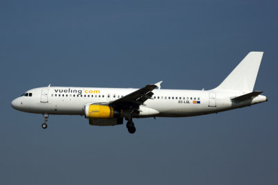 VUELING AIRBUS A320 BCN RF 5K5A8546.jpg