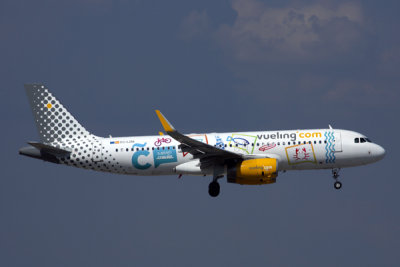 VUELING AIRBUS A320 BCN RF 5K5A8669.jpg