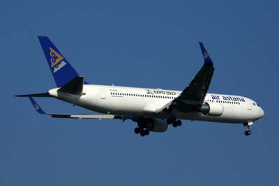 AIR ASTANA BOEING 767 300 BKK RF 5K5A2000.jpg