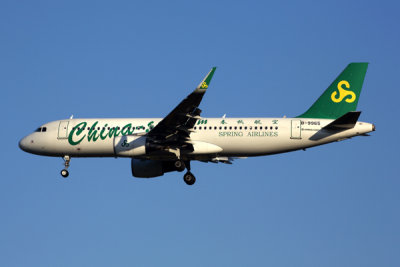 SPRING AIRLINES AIRBUS A320 BKK RF 5K5A2169.jpg