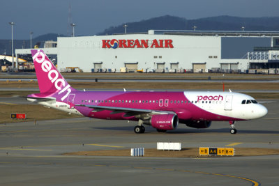PEACH AIRBUS A320 ICN RF 5K5A1796.jpg