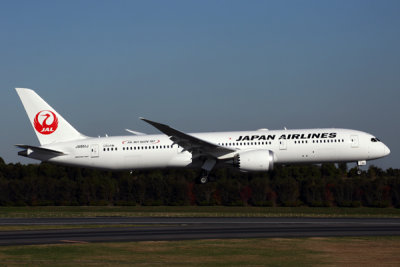 JAPAN AIRLINES BOEING 787 9 NRT RF 5K5A1390.jpg