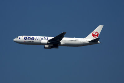 JAPAN AIRLINES BOEING 767 300 HKG RF 5K5A5306.jpg